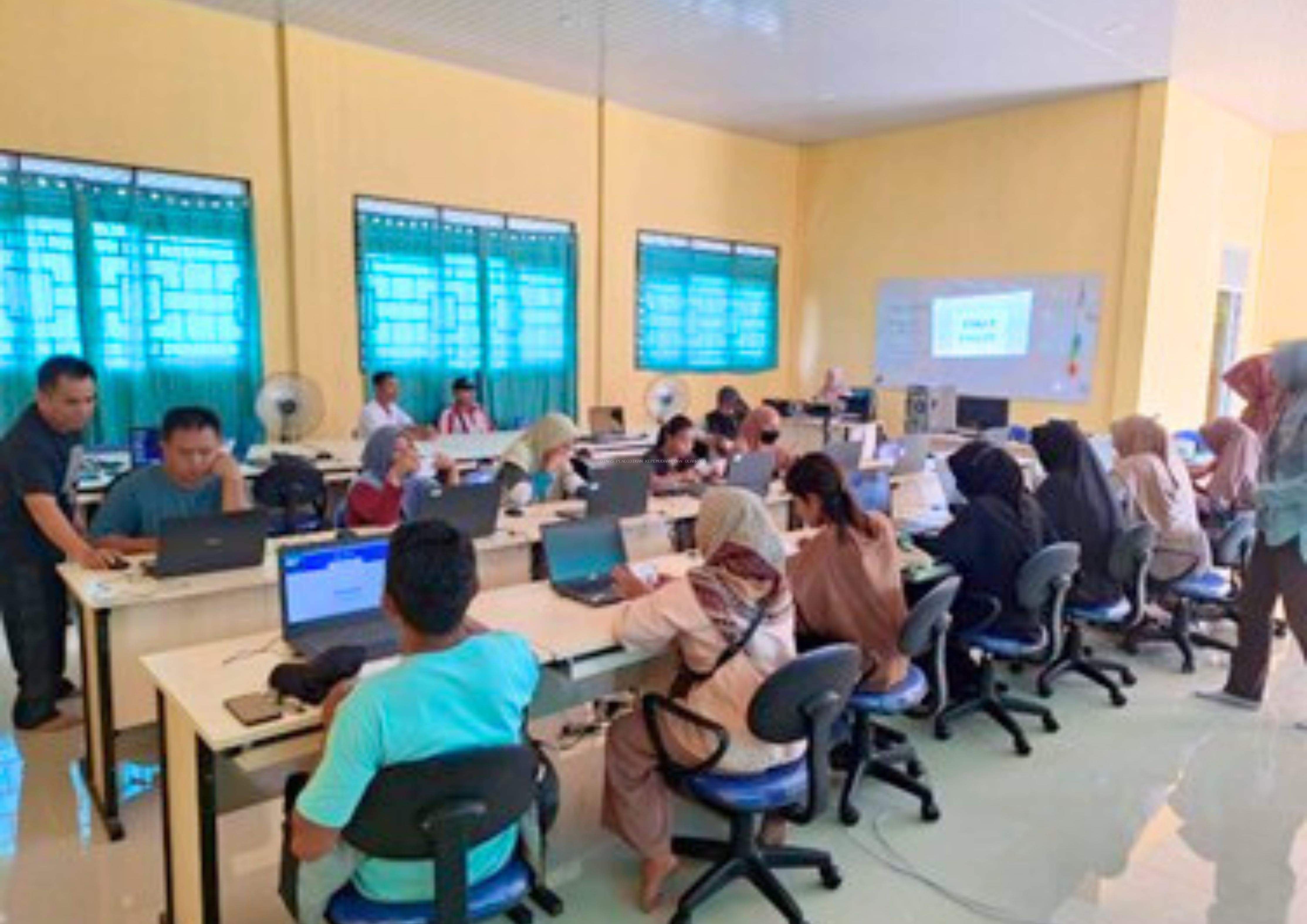 Bangka Barat Gelar Asesmen Nasional Berbasis Komputer untuk Pendidikan Kesetaraan Paket C/Ulya