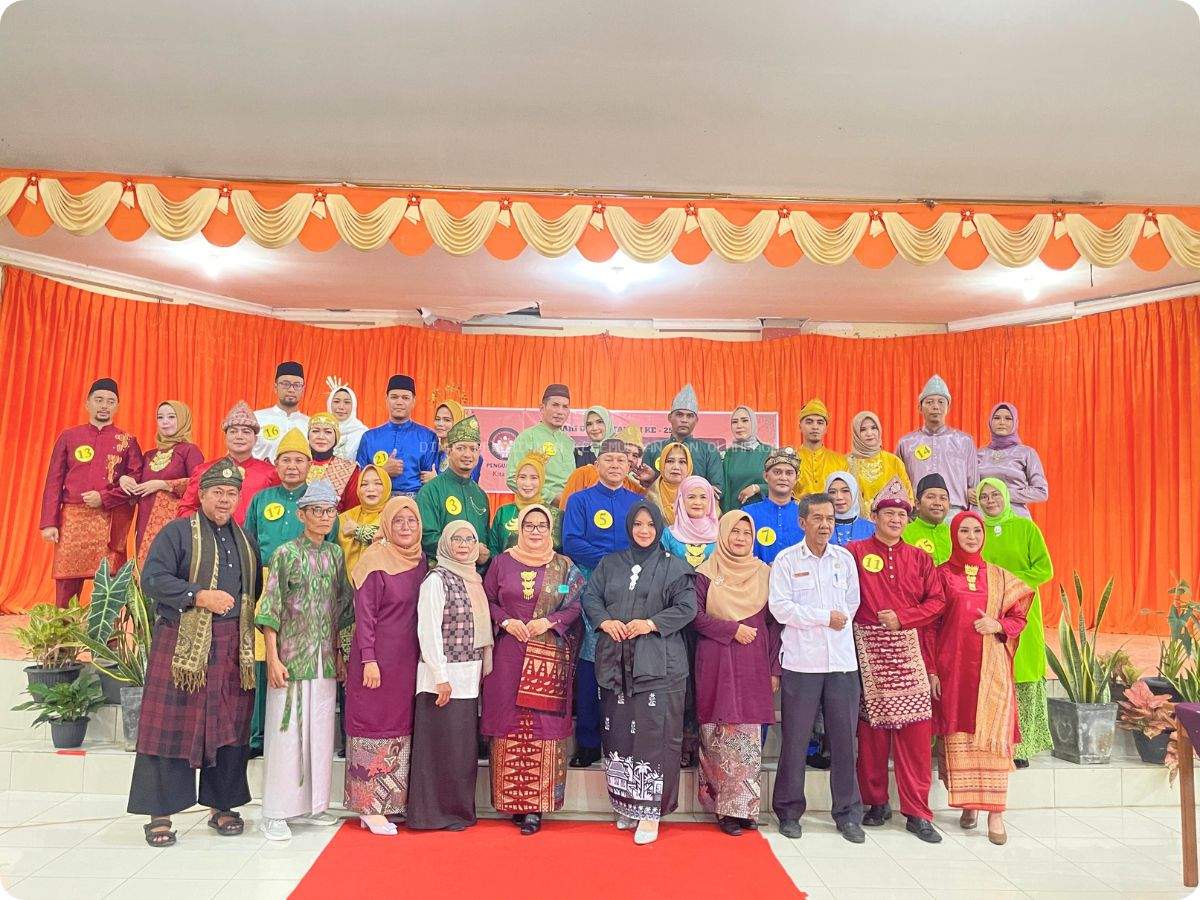 Lomba Fashion Show Busana Melayu Warnai HUT ke-25 Dharma Wanita Persatuan Bangka Barat