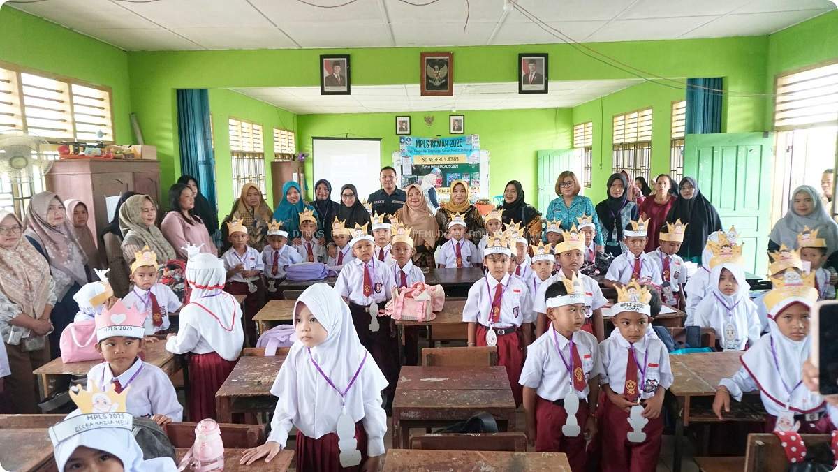 Pokja Bunda PAUD Bangka Barat Bersama Disdikpora Semarakkan MPLS Ramah di Kecamatan Jebus