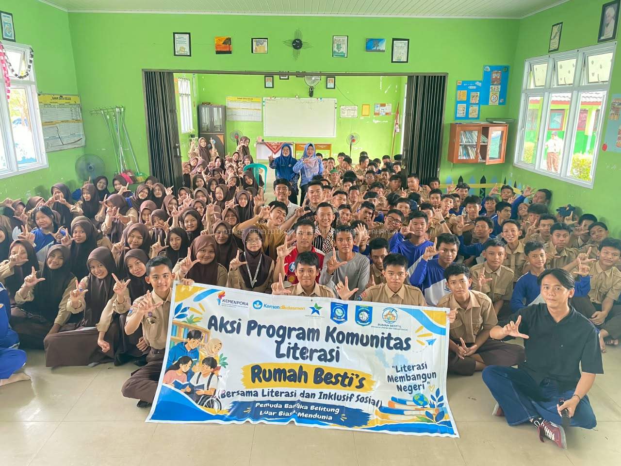 Rumah Besti’s Edukasi Siswa SMPN 3 Mentok tentang Bahaya Narkoba dan Kenakalan Remaja